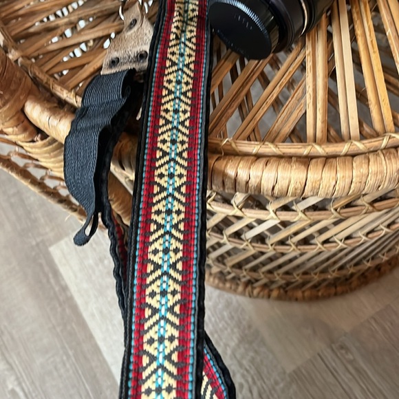 Vintage camera and lens - Picture 7 of 9